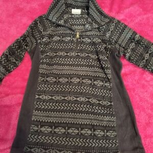 Columbia Black and Gray Patterned Cowl Sweater